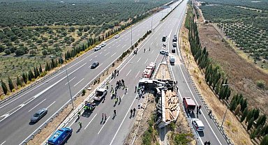 Akhisar'da 11 kişinin öldüğü kazada 2 sürücü tutuklandı