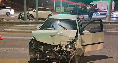 Aksaray'da 4 araçlı zincirleme kaza: 3 yaralı