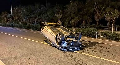 Alanya'da otomobil takla attı: 2 yaralı