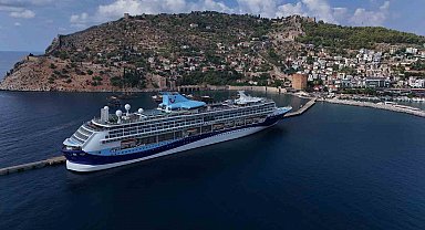 Alanya'ya 2026 yılında 10 kruvaziyerlerle 12 bin 876 turist geldi