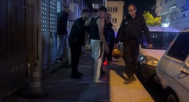 Ambulansa binmemek için direndi, arkadaşlarına "Siz kimsiniz" dedi