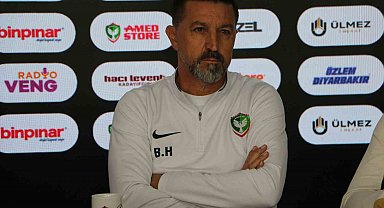 Amed SF Teknik Direktörü Besnik Hasi: "Sadece Samsunspor maçına odaklıyım"