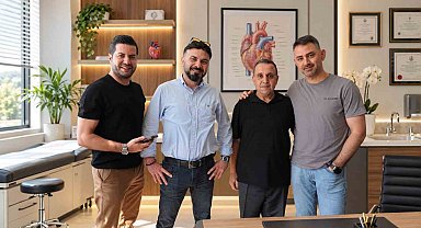 Anka Hastanesi'nde kas göğüs kemiği kesilmeden bypass
