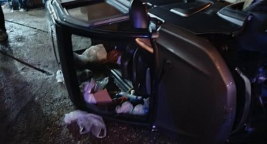 Ankara'da mini araç devrildi: 1 yaralı