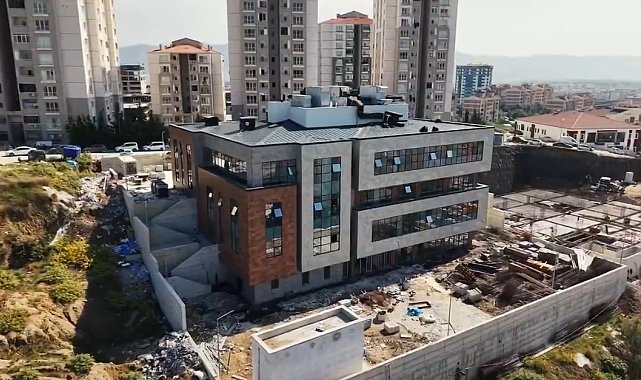 Antakya'da üç kamu hizmet binasının inşaatı sürüyor
