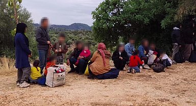 Antalya'da 19 düzensiz göçmen ve 3 organizatör yakalandı
