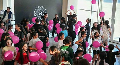 Antalya'da Dünya Kız Çocukları Günü kutlandı