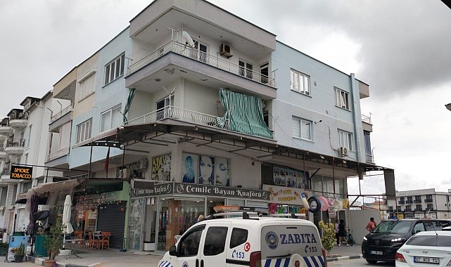 Antalya'da evde kedileri ile yaşayan hayvansever kadın hayatını kaybetti