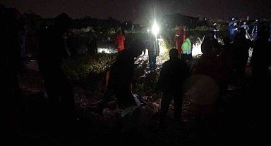 Antalya'da hortum işçilerin kaldığı 2 konteyneri savurdu: 5 ölü, 1 yaralı