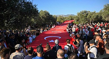 Antalya'da "Ecdadın Yolunda Cumhuriyet'e Saygı Yürüyüşü"