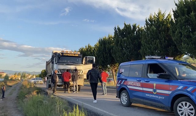 Antalya'da seyir halindeki kamyon kurşunlandı: 1 yaralı