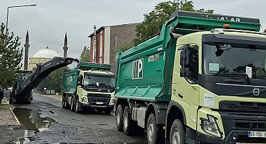 Arpaçay'da vatandaşlar sıcak asfalta kavuştu