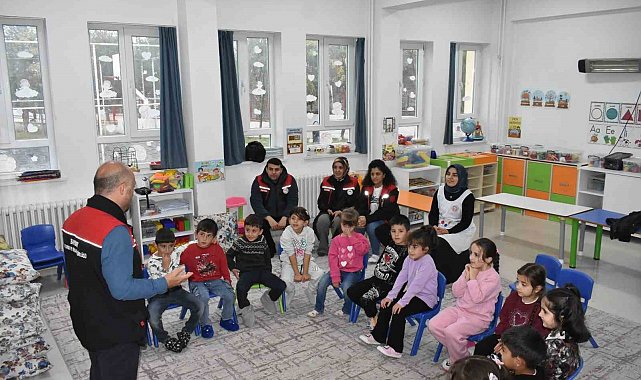 Arpalı'da öğrencilere gıda israfı ve sağlıklı beslenme eğitimi verildi