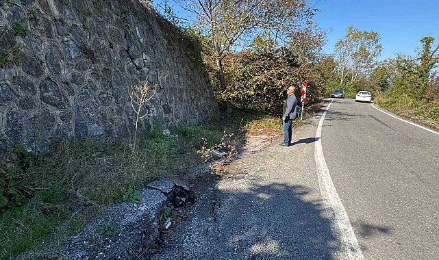 Aşırı yağışlar istinat duvarını çatlattı