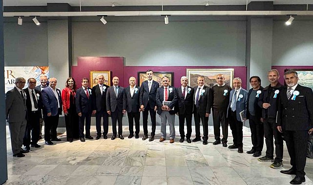 Asker ressamlar sergisinde iki kuşak buluştu