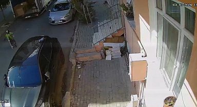 Avcılar'da feci kaza, kamyonetin altında kalan kadın hayatını kaybetti