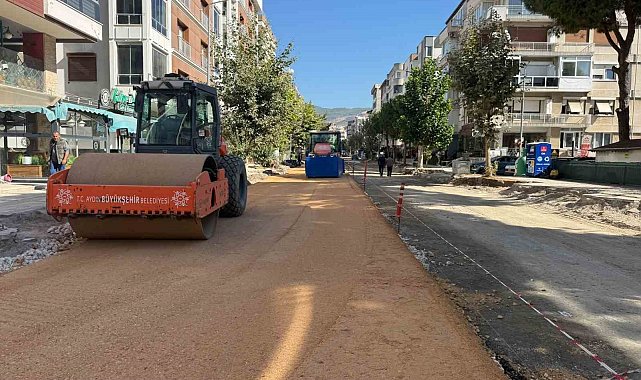 Aydın Büyükşehir'in yol çalışmaları sürüyor