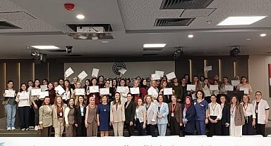 Aydın Şehir Hastanesi'nde emzirme danışmanlığı eğitimi tamamlandı