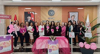 Aydın Şehir Hastanesi'nde meme kanserinde erken teşhis çağrısı