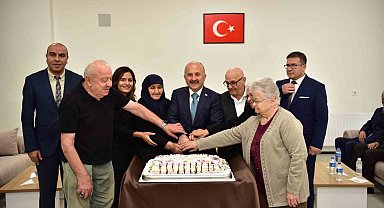 Aydın Valisi Varol, yaşlı çınarları unutmadı