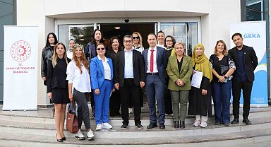 Aydın'da kadın zeytinyağı operatörleri belgelerini aldı