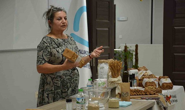 BAÇEM'de Ekşi Mayalı Ekmek Yapımı Atölyesi'ne Yoğun ilgi