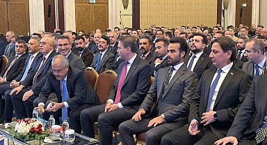 Bakan Bayraktar: "Milli Enerji 2040 kapsamında elektrik iletim ve dağıtım altyapımızda yaklaşık 100 milyar dolarlık bir yatırım öngörüyoruz"