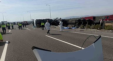 Bakan Çiftçi: "Manisa'nın Akhisar ilçesinde meydana gelen trafik kazasında ilk belirlemelere göre 11 vatandaşımız vefat etmiş, 37 vatandaşımız yaralanmıştır"