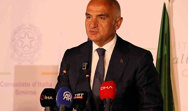 Bakan Ersoy, Hierapolis'teki buluşmada Türkiye arkeolojisinin yeni vizyonunu anlattı