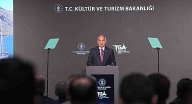 Bakan Ersoy: "Ocak-Eylül döneminde turizm geliri 51 milyar 278 milyon dolara ulaştı"