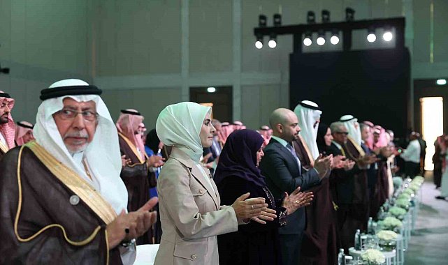 Bakan Göktaş: "Aileyi merkeze alan anlayışın, uluslararası standartlara daha güçlü yansıması gerekiyor"
