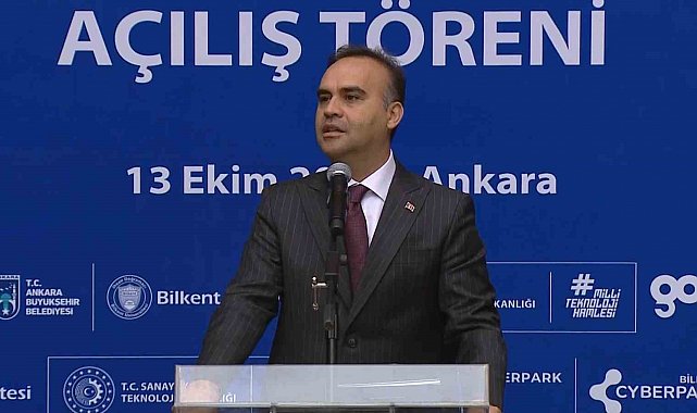 Bakan Kacır: "Şirketlerini kuracak girişimcilerimize 1 milyon 350 bin lira yatırım imkanı sunuyoruz"