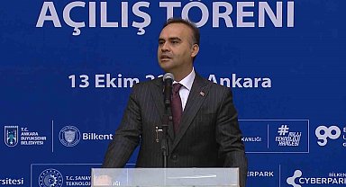 Bakan Kacır: "Şirketlerini kuracak girişimcilerimize 1 milyon 350 bin lira yatırım imkanı sunuyoruz"