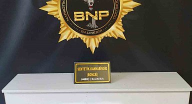 Balıkesir'de 1 kilo uyuşturucu ham maddesi ele geçirildi