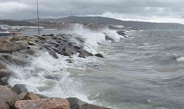 Bandırma'da yağış miktarı 47,8'e ulaştı Erdek ve Gönen'de de etkili oldu