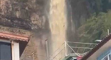Bartın'da yağış ilginç görüntülere sahne oldu