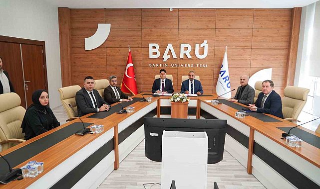 BARÜ'de 615 öğrenci iş hayatına atılacak