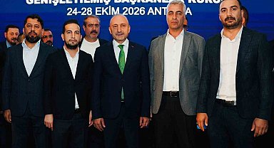 Başkan Aküzüm "Sağlık emekçilerimizin sesi olmaya devam edeceğiz"