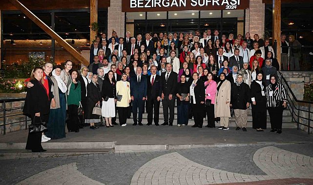 Başkan Başdeğirmen, Türkiye'nin dört bir yanından gelen kadın muhtarlarla buluştu