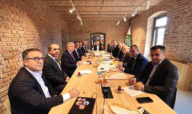 Başkan Büyükkılıç İstanbul'da Şehir Araştırmaları Merkezi açılışına katıldı