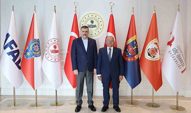 Başkan Büyükkılıç'tan Bakan Çiftçi'ye ziyaret