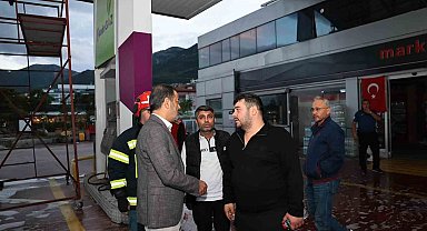 Başkan Çavuşoğlu yangının ardından işletme sahipleri ve çalışanları ziyaret etti
