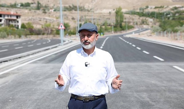 Başkan Çolakbayrakdar: "Kayseri'nin trafik yükünü akıllı kavşaklarla hafifletiyoruz"