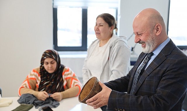 Başkan Çolakbayrakdar: "Kocasinan akademi ile 7'den 70'e herkesin mutluluğunu artırıyoruz"