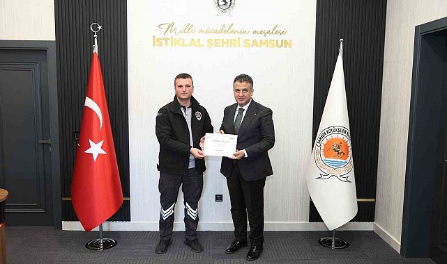 Başkan Doğan'dan hayat kurtaran personele ödül