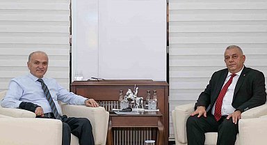 Başkan Özlü, "Omuz omuza hizmet etmeye devam edeceğiz"