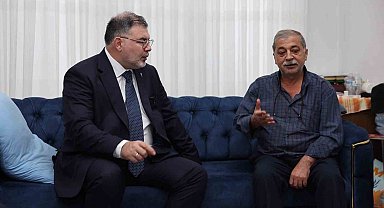 Başkan Saygılı, Bayraklı'da depremzede aileleri ziyaret etti