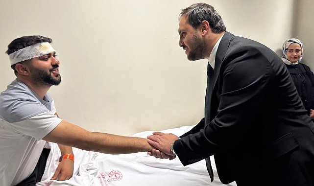 Başkan Selmanoğlu, kazada yaralan vatandaşları ziyaret etti