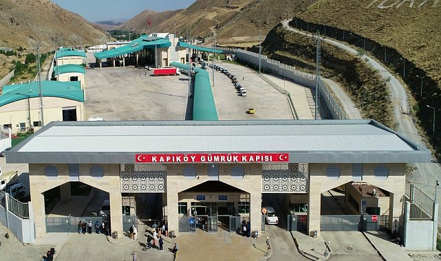 Başkan Takva müjdeyi verdi: Kapıköy karşılıklı tır geçişlerine açıldı