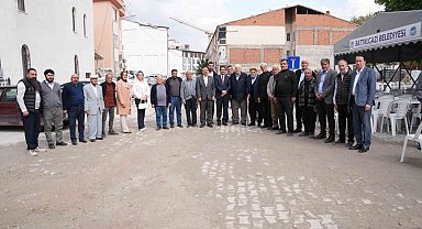 Başkan Taşkın, Nuriye Mahallesi'nde vatandaşların taleplerini dinledi